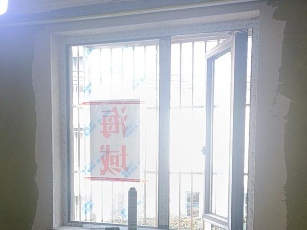 刚德优秀的小郝