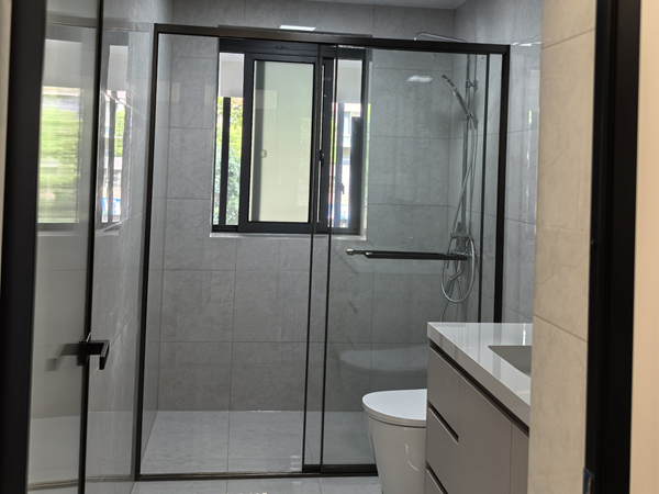 睿智精明的小柏