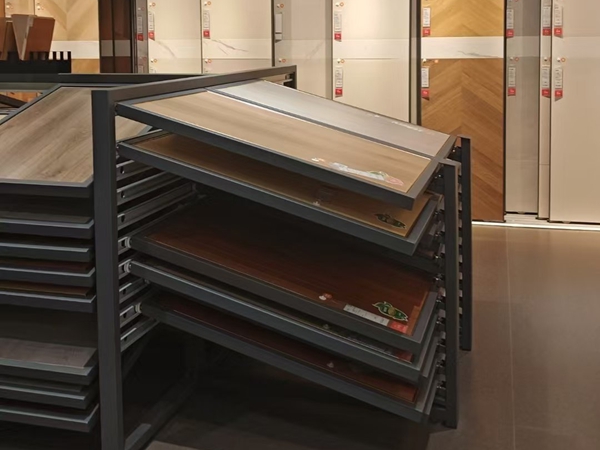 清丽迷人呼噜蛛